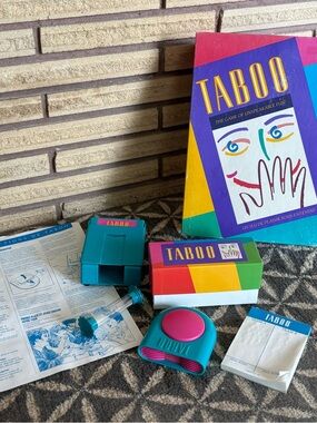 80's "Taboo" Game - Bilingual - 80's Boardgame - 80's Word Game - 4+ players